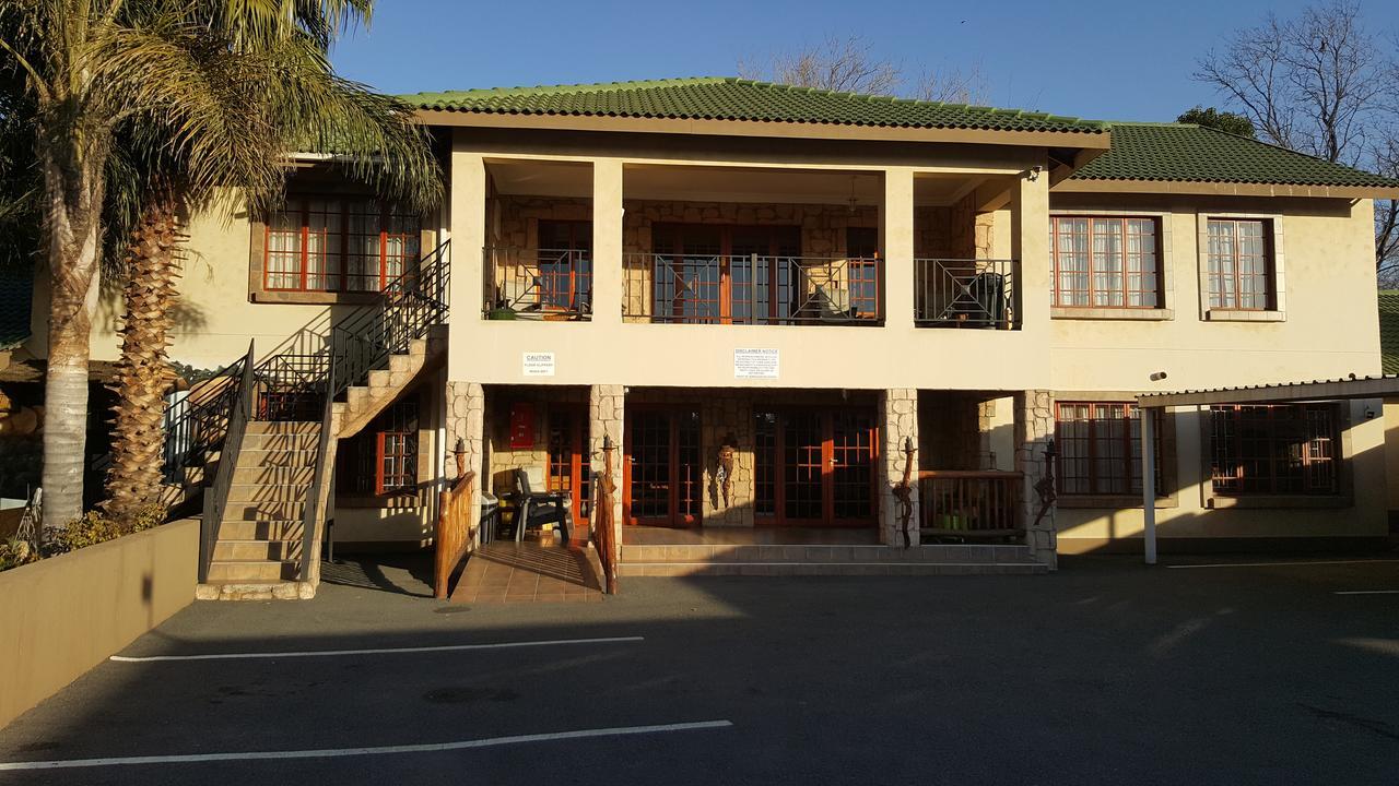 Lions Rest Guest House Germiston Exterior foto